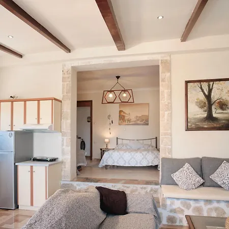 Casa Petra - Stone Landhaus Argassi